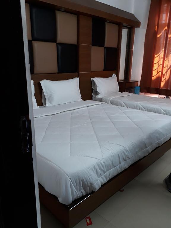Hotel Katra Residency Exterior photo