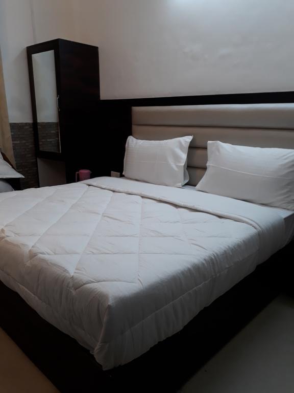 Hotel Katra Residency Exterior photo