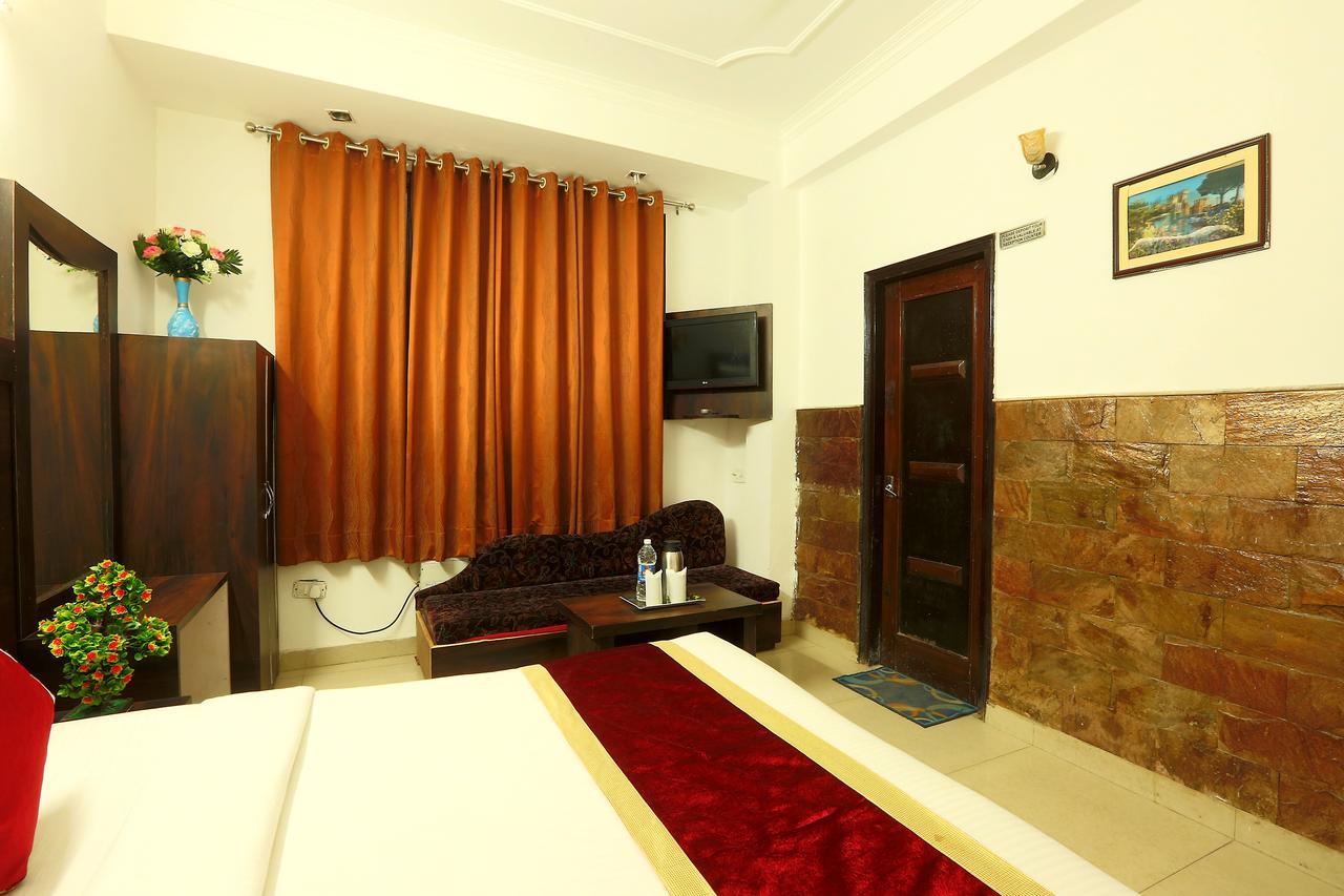 Hotel Katra Residency Exterior photo