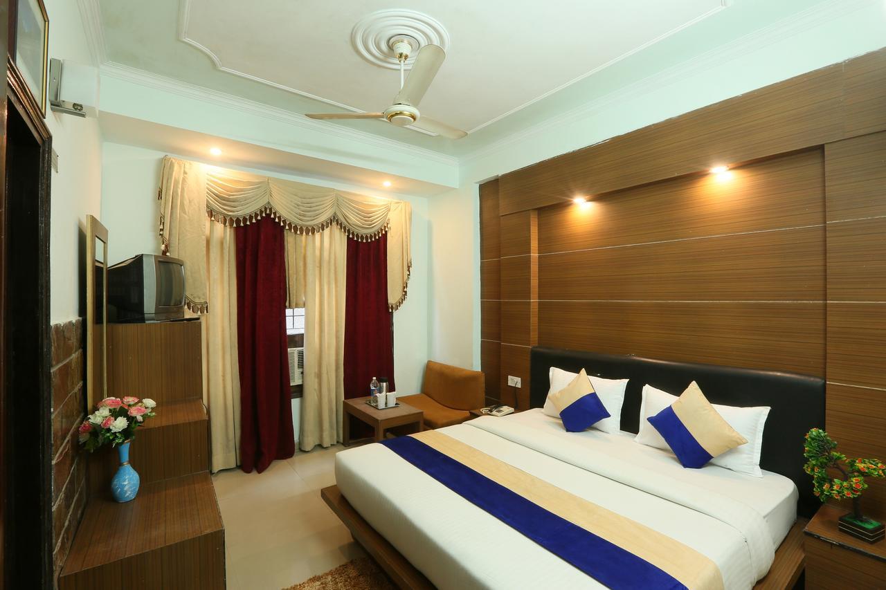 Hotel Katra Residency Exterior photo