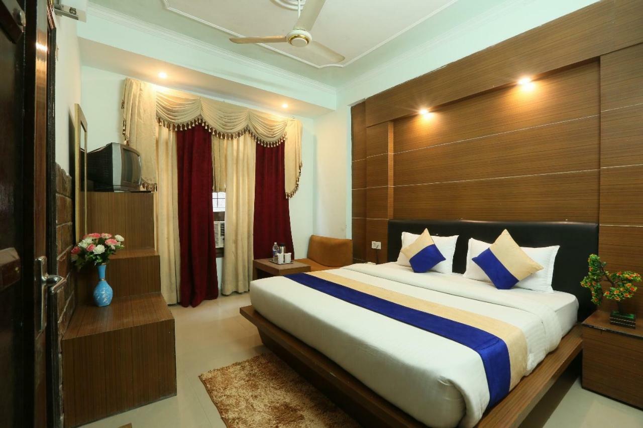 Hotel Katra Residency Exterior photo